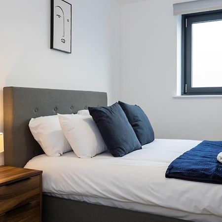 Modern 2 Bed Salford Apartment Stunning Views Manchester Exterior foto