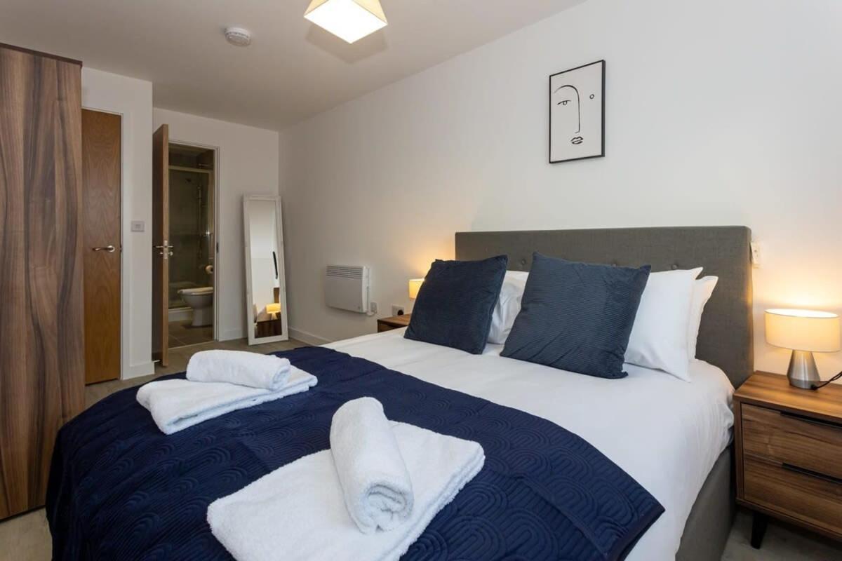 Modern 2 Bed Salford Apartment Stunning Views Manchester Exterior foto