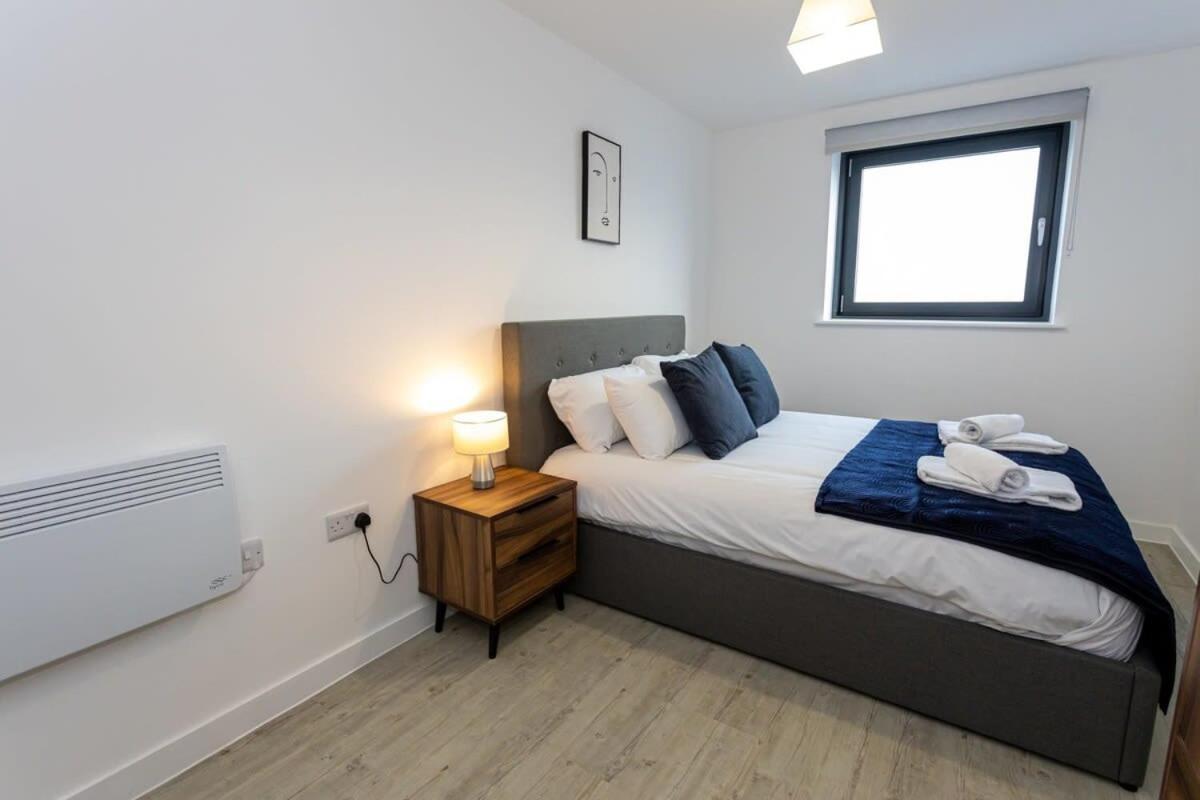 Modern 2 Bed Salford Apartment Stunning Views Manchester Exterior foto